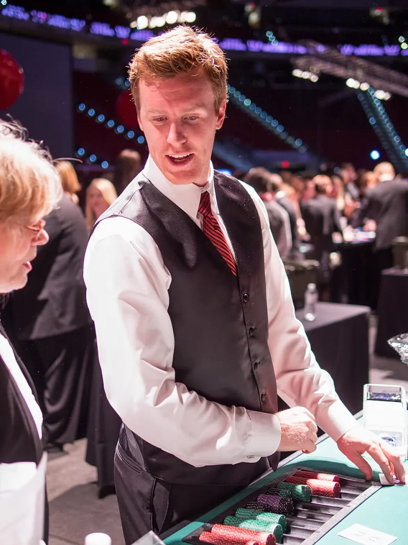Your Dealer Is the Product Now: Grading the Live Table Before You Sit Down
